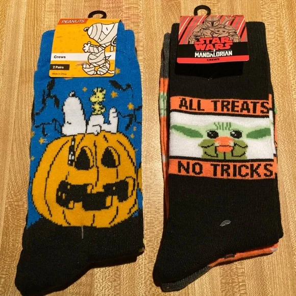 NWT Disney & Peanuts Crew Socks Fits Sizes: 6.5 to 12 - Picture 5 of 7